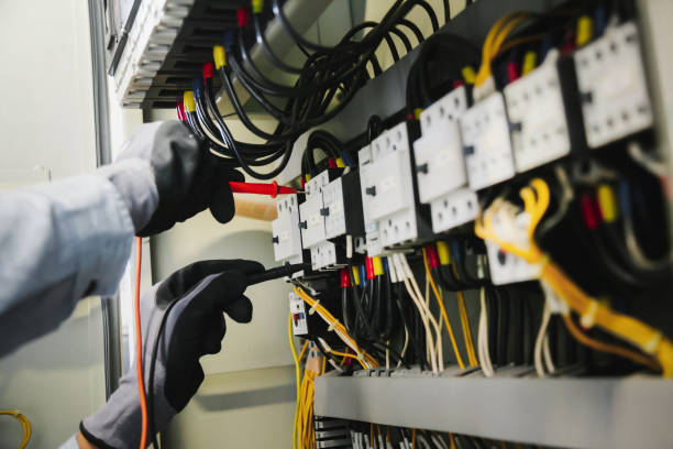 Professional Electrician in Mission Hills, CA